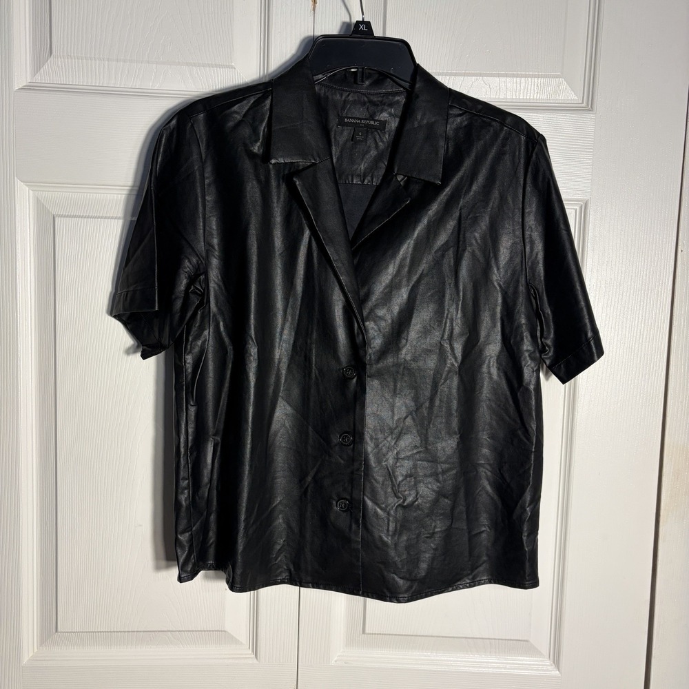 Banana Republic Faux Vegan Leather Shirt Women Black Button Up Short Sleeve Top